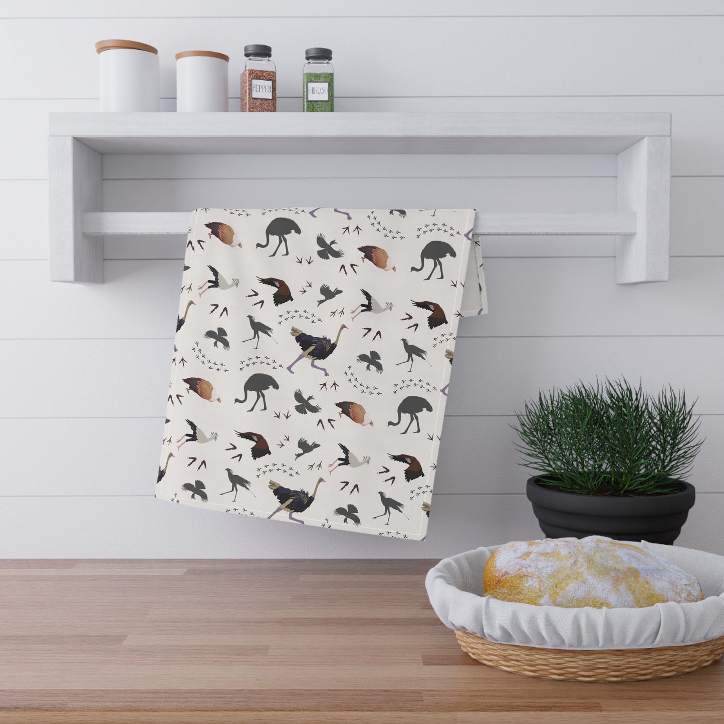Charming Safari Bird Print Tea Towels (White), Rustic Kitchen Decor, Gift for Animal Lovers, Boho Kitchen Accessories